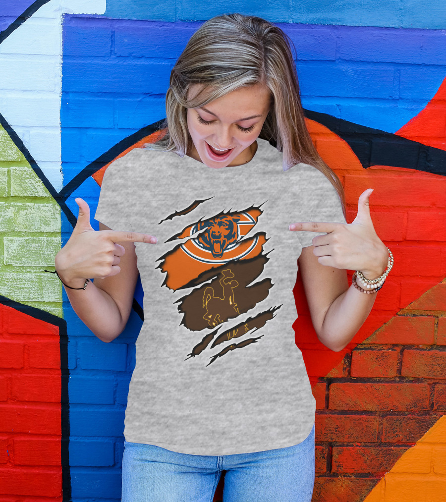 Chicago Bears Wyoming Cowboys Logo Rip T-Shirt
