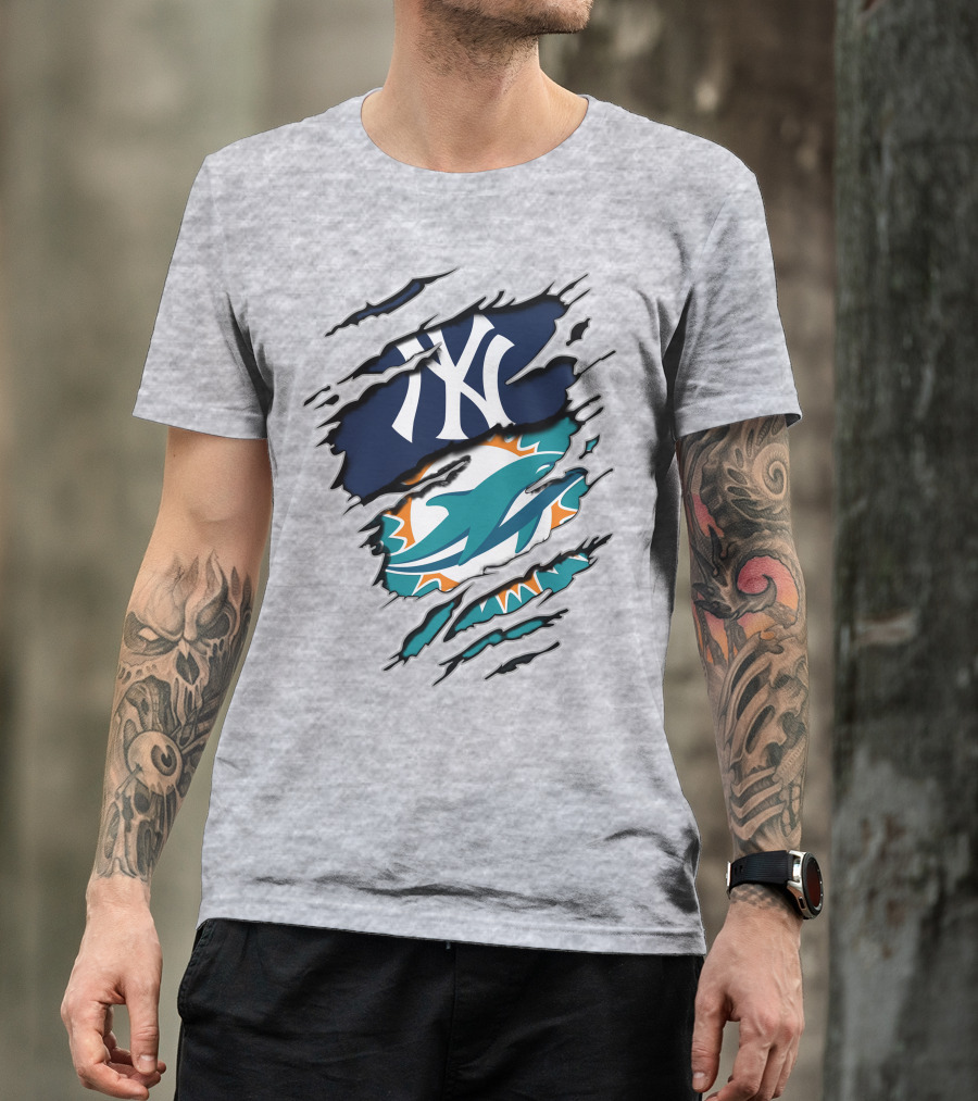 New York Yankees Miami Dolphins Torn Layered T-Shirt
