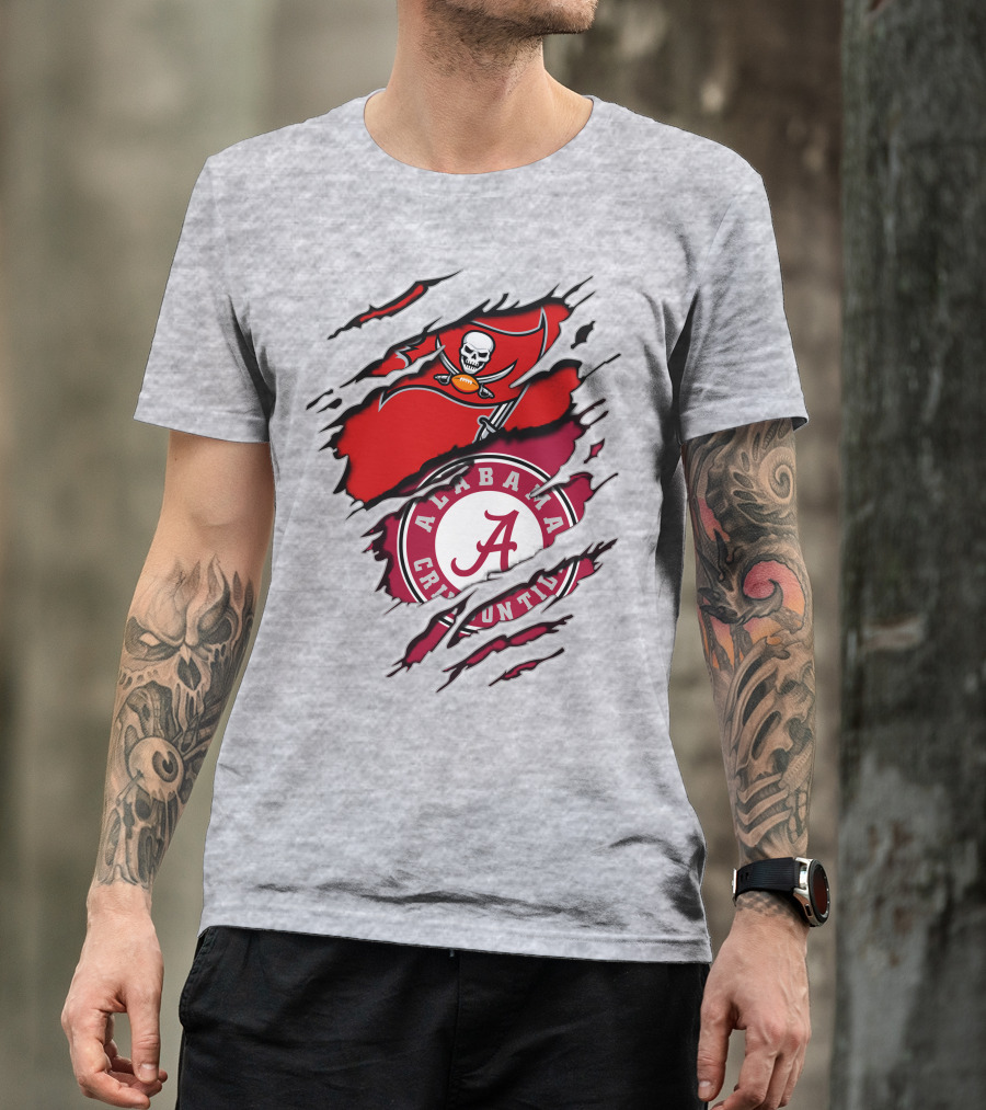 Alabama Crimson Tide Tampa Bay Buccaneers Ripped Flag Fusion T-Shirt