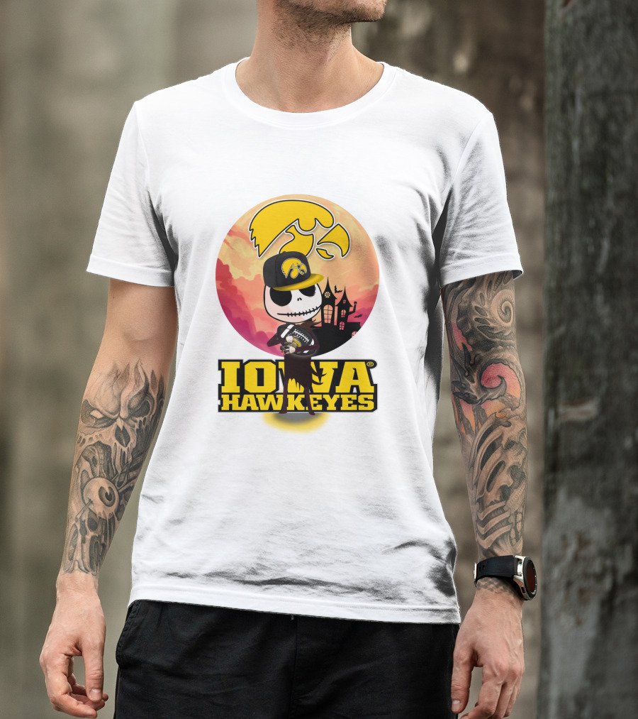 Iowa Hawkeyes Halloween Skull T-Shirt