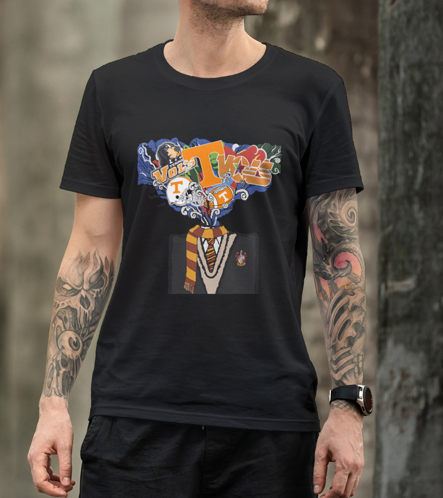 Tennessee Volunteers Helmet With Hogwarts Gryffindor Scarf And House T-Shirt