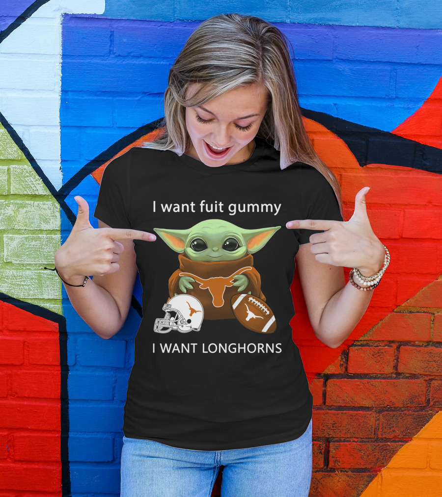I Want Fuit Gummy I Want Longhorns Baby Yoda Football Helmet T-Shirt