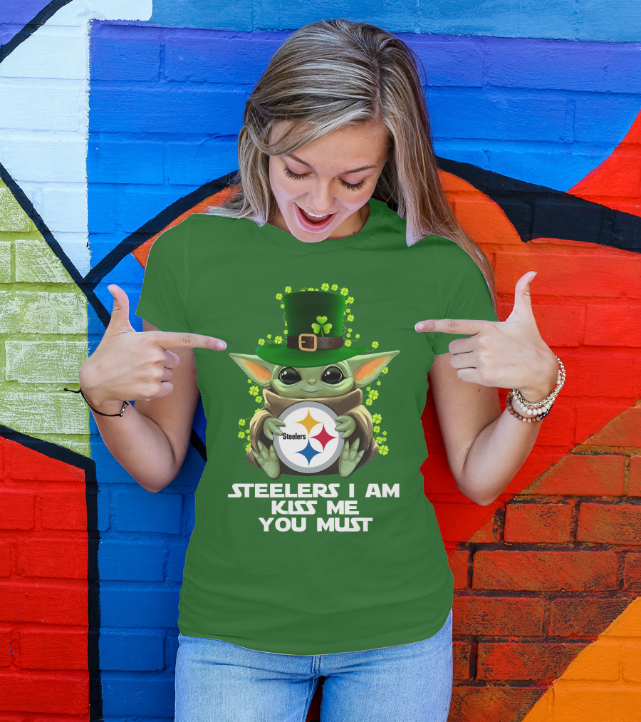 Steelers I Am Kiss Me You Must Baby Yoda St. Patrick's Day T-Shirt