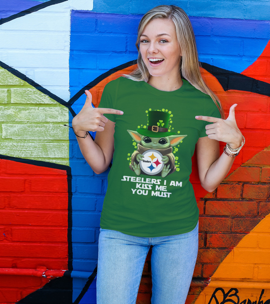 Steelers I Am Kiss Me You Must Baby Yoda St. Patrick's Day T-Shirt