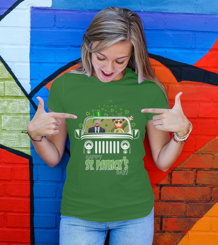 Happy St. Patrick's Day 51 Lyle Lovett Jeep With Leprechaun And Shamrocks T-Shirt