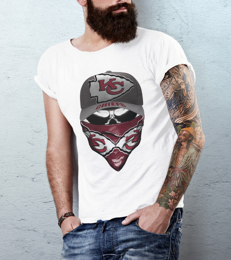 KANSAS CITY CHIEFS KC Logo Hat And Bandana Combo T-Shirt