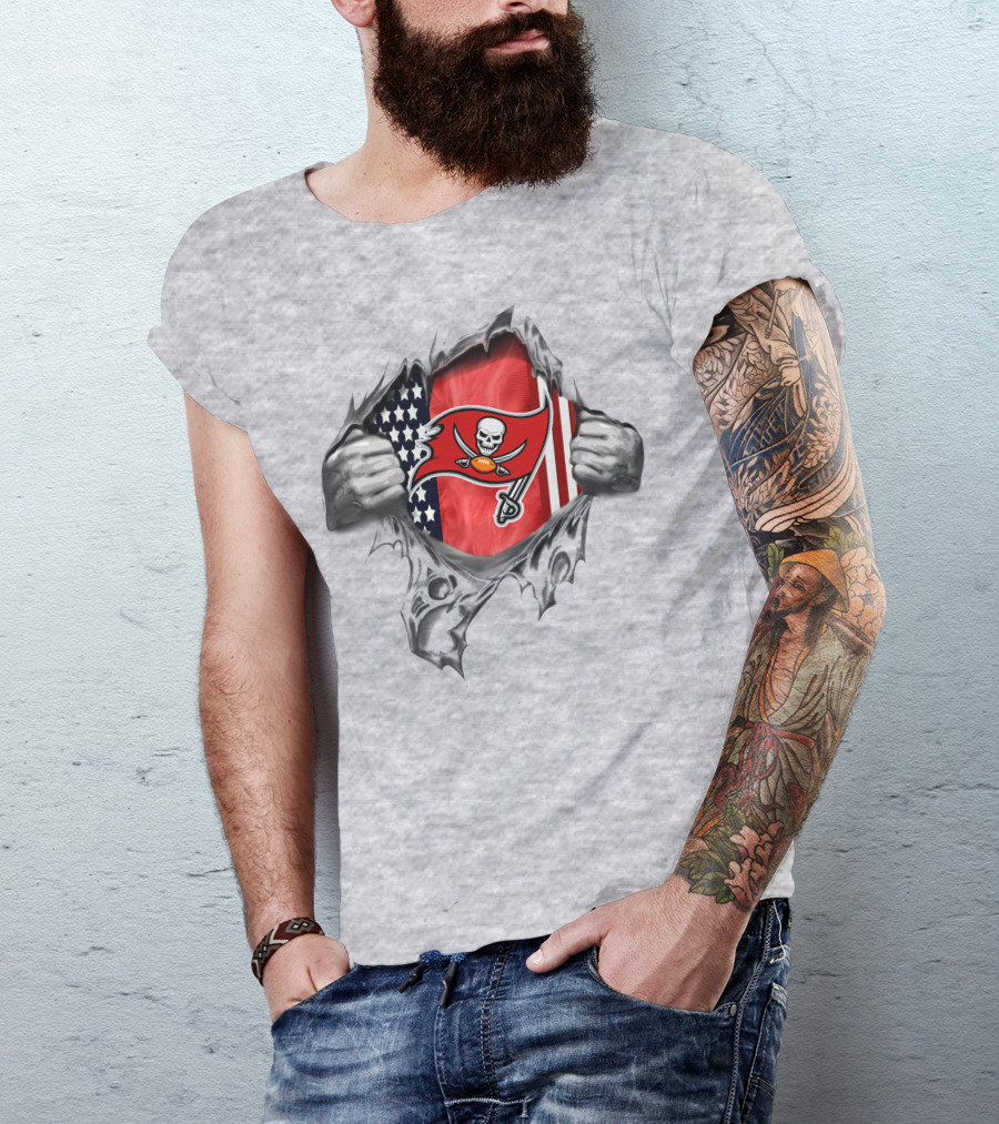 Tampa Bay Buccaneers Skull Flag American Stars Stripes T-Shirt