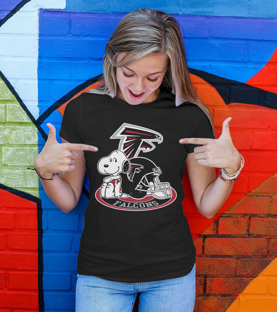 Atlanta Falcons Snoopy With Falcons Logo And Helmet T-Shirt
