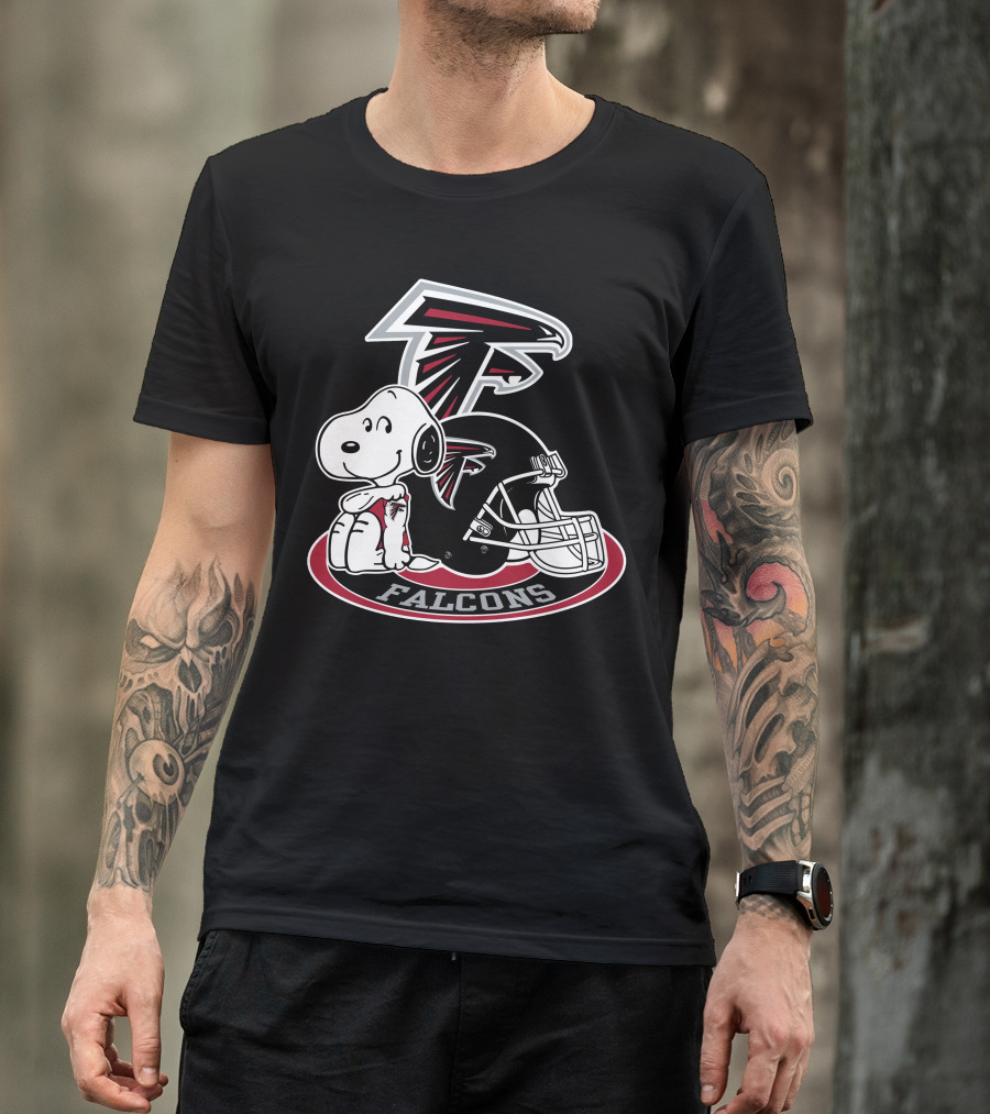 Atlanta Falcons Snoopy With Falcons Logo And Helmet T-Shirt
