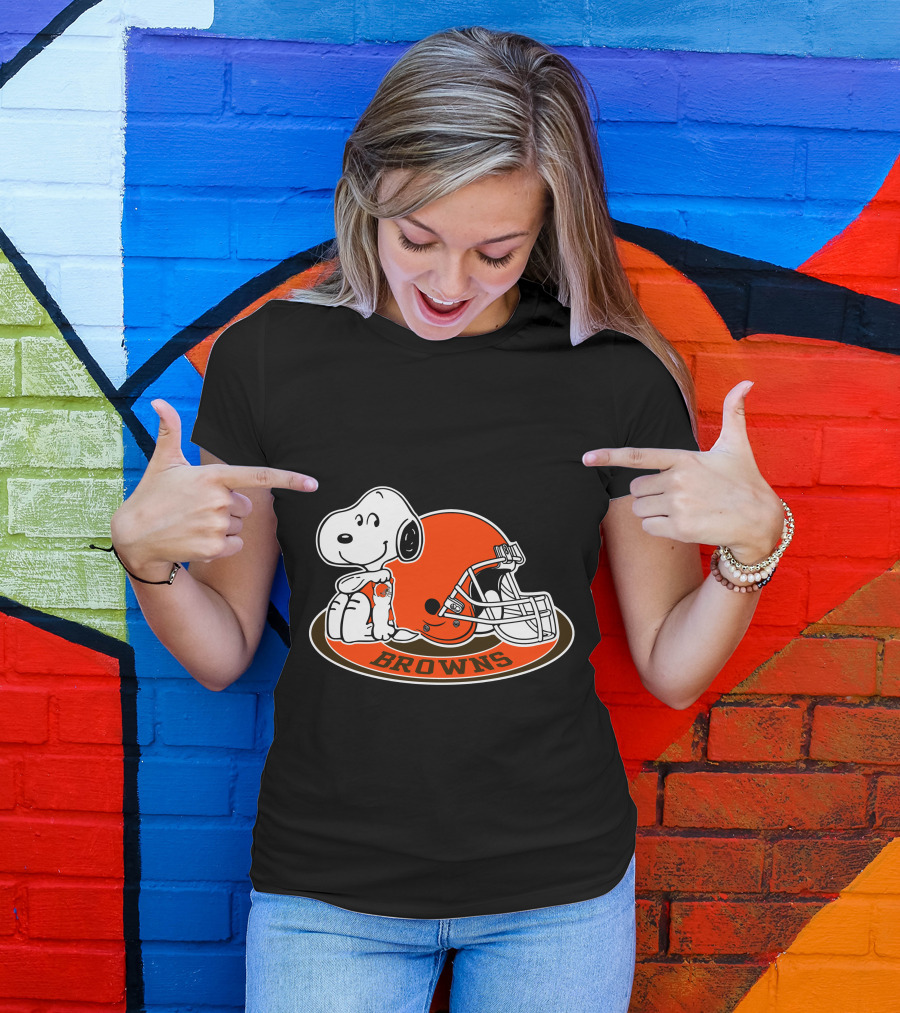 Snoopy Cleveland Browns Helmet Browns T-Shirt