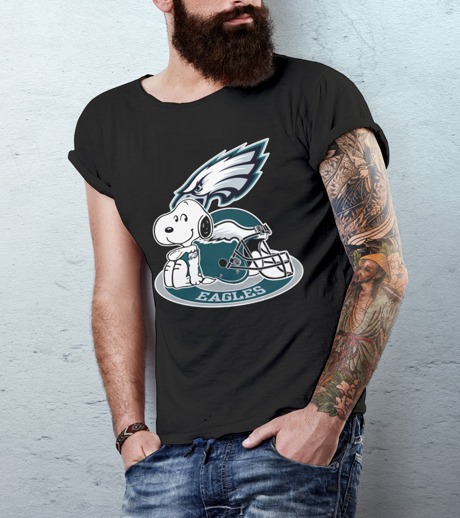 Philadelphia Eagles Snoopy Helmet T-Shirt