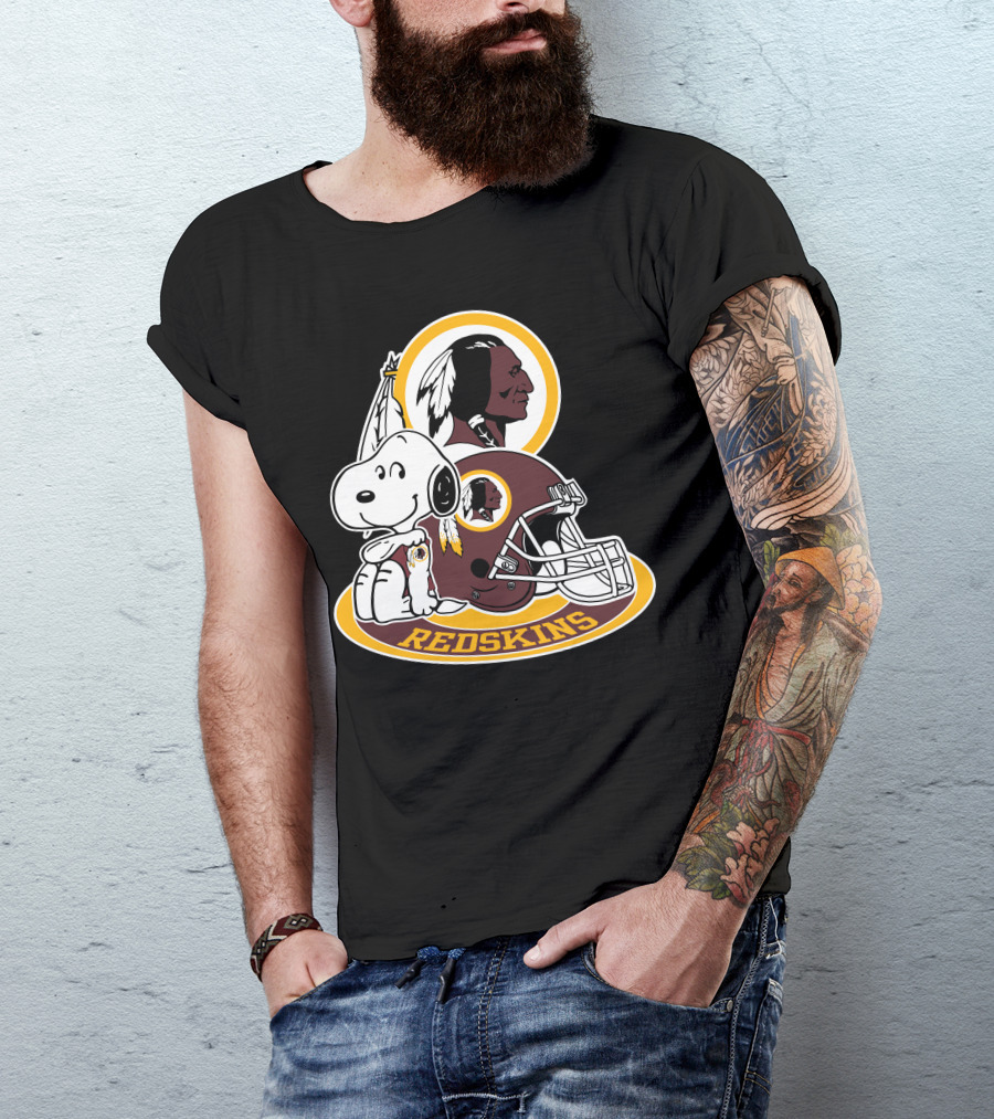 Washington Redskins Snoopy Football Helmet T-Shirt