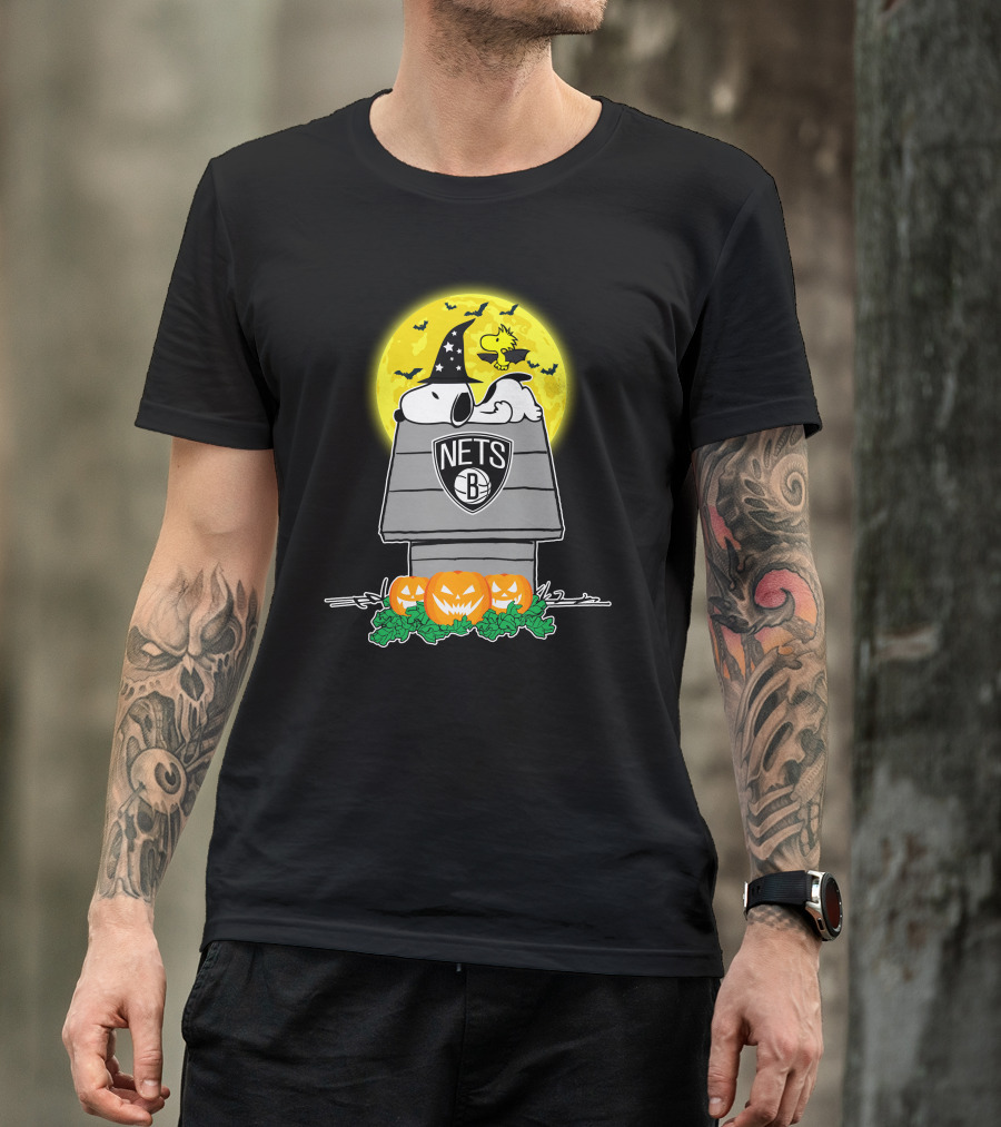Brooklyn Nets Snoopy Halloween Moon With Pumpkins And Woodstock T-Shirt