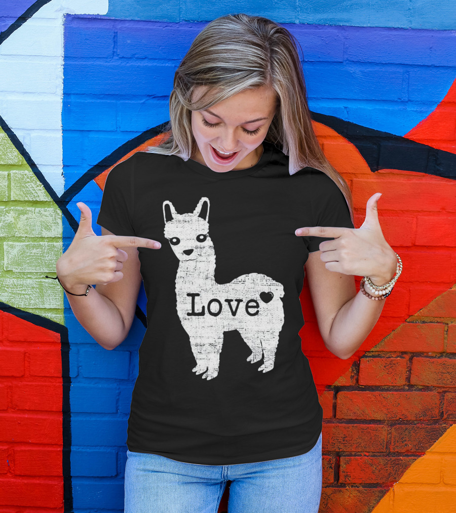 Llama Love Distressed Heart Design With Alpaca T-Shirt