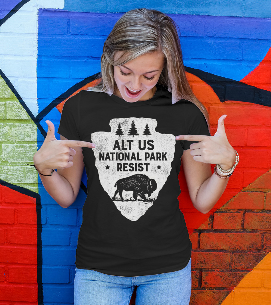 ALT US National Park Resist Bison Arrowhead Emblem T-Shirt