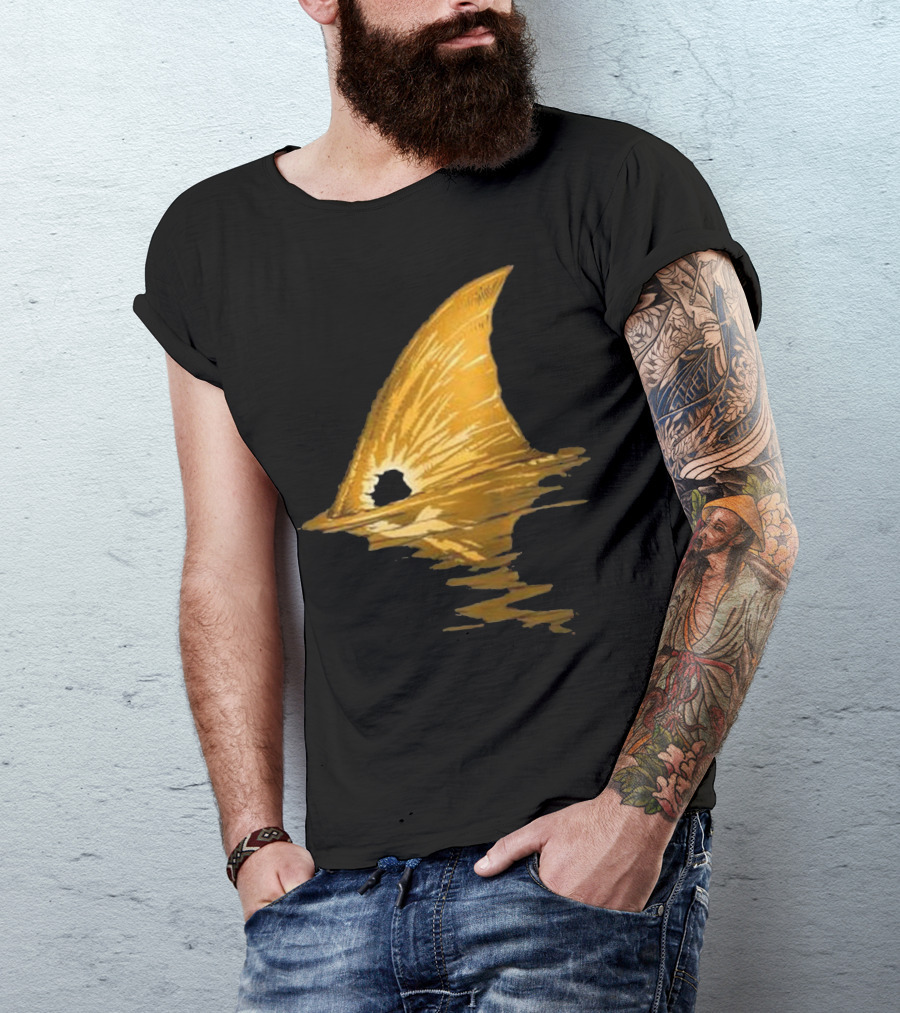 BACK PRINT Tailing Redfish Red Drum Fin T-Shirt