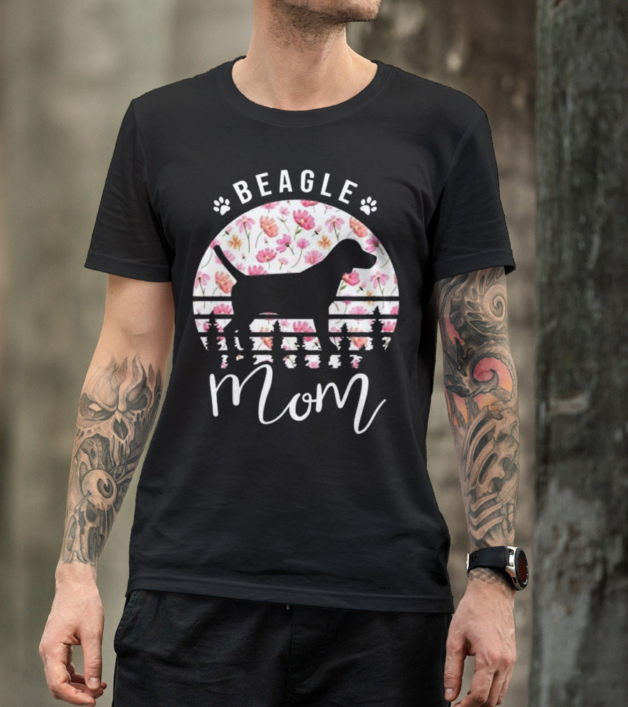 Beagle Mom Floral Mother's Day T-Shirt