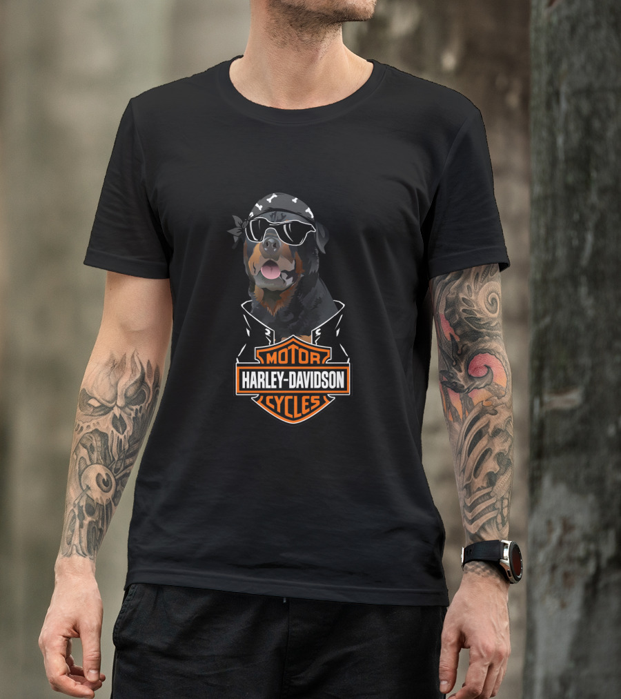 Rottweiler Harley Davidson Motorcycles Biker Bandana And Sunglasses T-Shirt