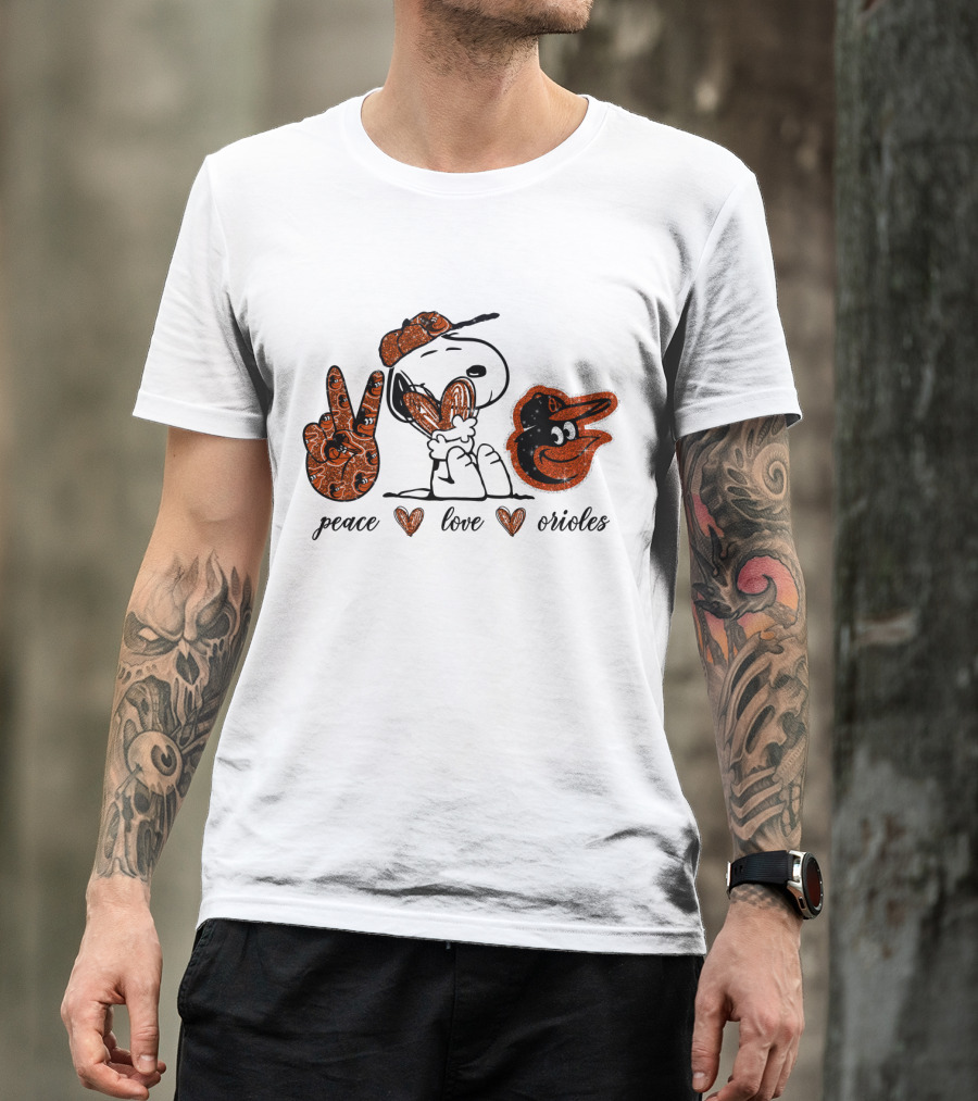Peace Love Orioles Snoopy Cheerful Baltimore Baseball Spirit T-Shirt