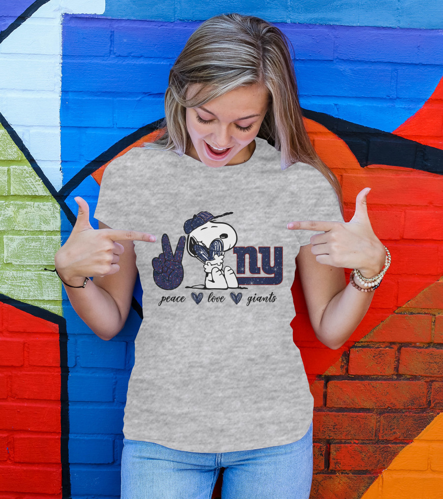 Peace Love NY Giants Snoopy Football Vintage Vibes T-Shirt