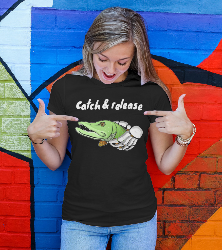 Catch And Release Musky Fishing Funny Angler Skeleton Fish T-Shirt
