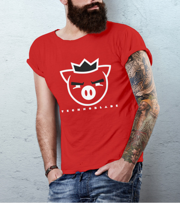 TECHNOBLADE Pig Crown T-Shirt
