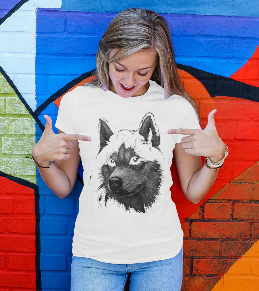 Classic Siberian Husky Lover Blue-Eyed Canine T-Shirt