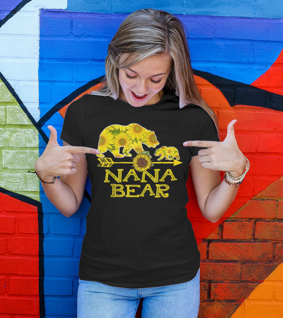 Nana Bear Sunflower Arrow Floral Family T-Shirt