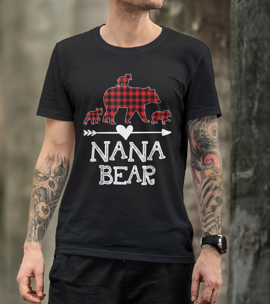 Nana Bear Red Plaid Three Cubs Arrow Heart T-Shirt