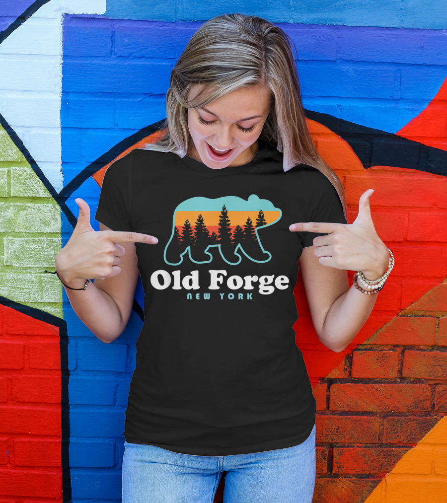 Old Forge New York Adirondacks Bear Silhouette Forest Sunset T-Shirt