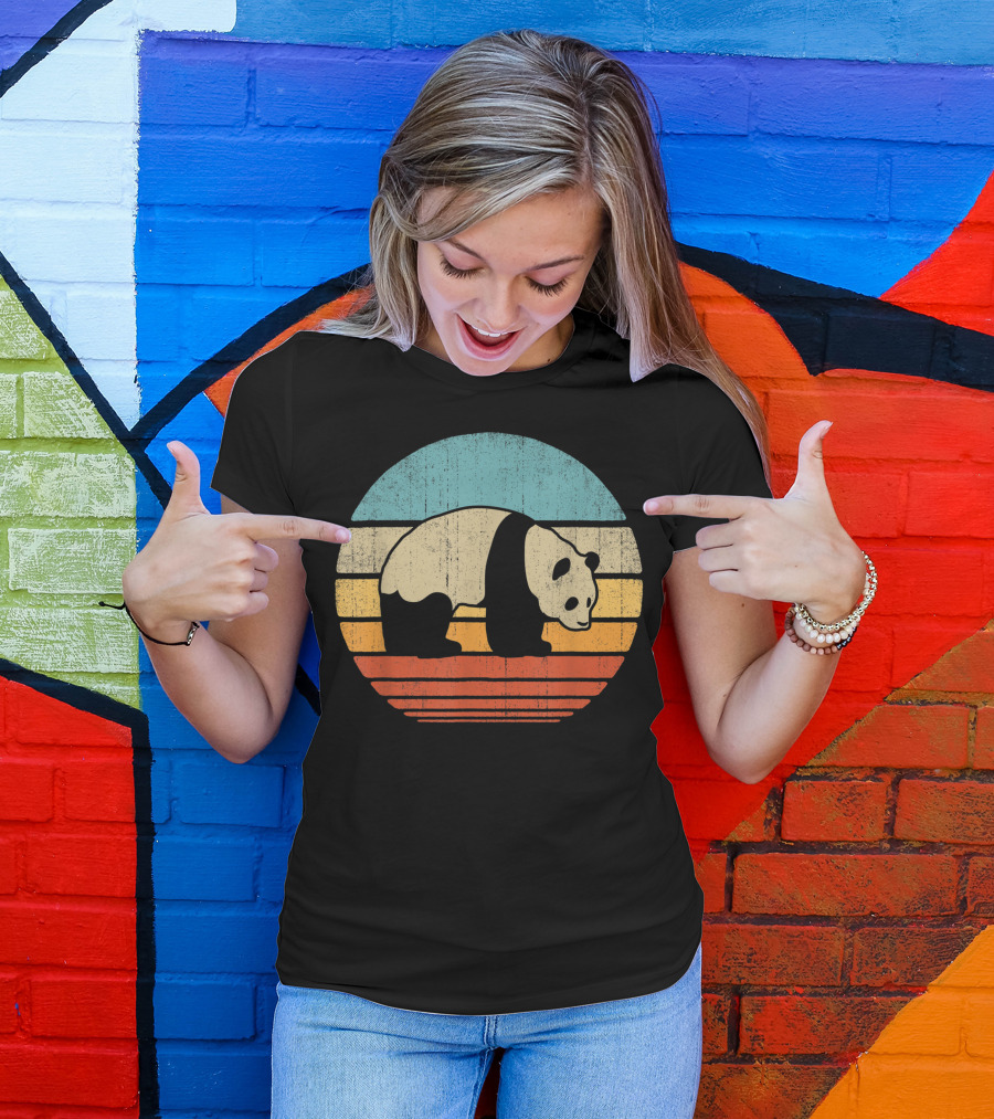 Panda Vintage Retro 60S 70S Zoo Animal Bear Lover T-Shirt