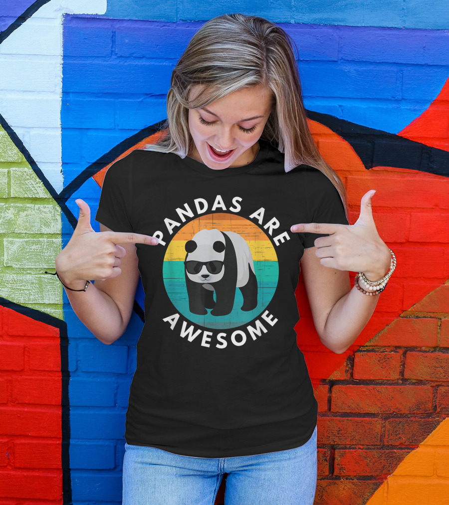 Pandas Are Awesome Cute Panda Bear Wearing Sunglasses T-Shirt