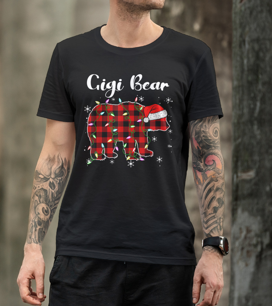 Gigi Bear Red Plaid Christmas Lights And Santa Hat T-Shirt