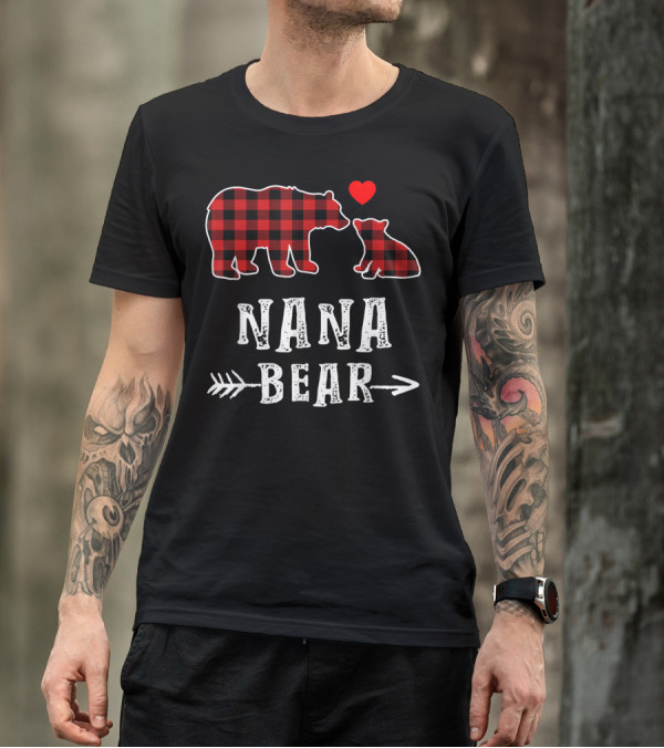 Nana Bear Red Plaid Buffalo Matching Family One Cub Heart Arrow T-Shirt