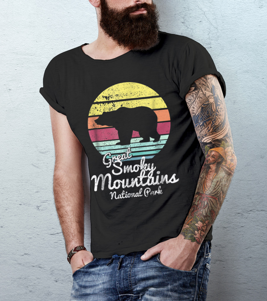 Great Smoky Mountains National Park Retro Bear T-Shirt