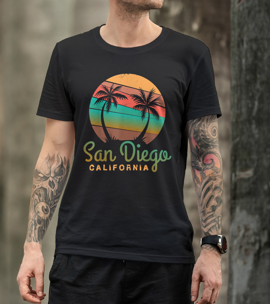 San Diego California Palm Trees Sunset Circle T-Shirt