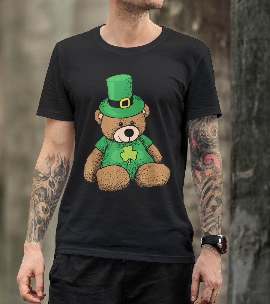 St Patricks Day Teddy Bear With Shamrock And Green Hat T-Shirt