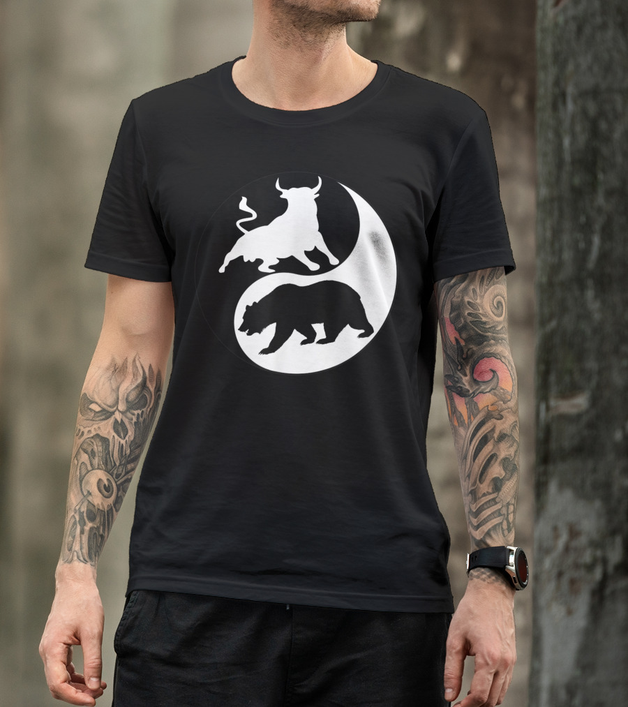 Bull And Bear Yin Yang Stock Market Trading And Women Traders T-Shirt