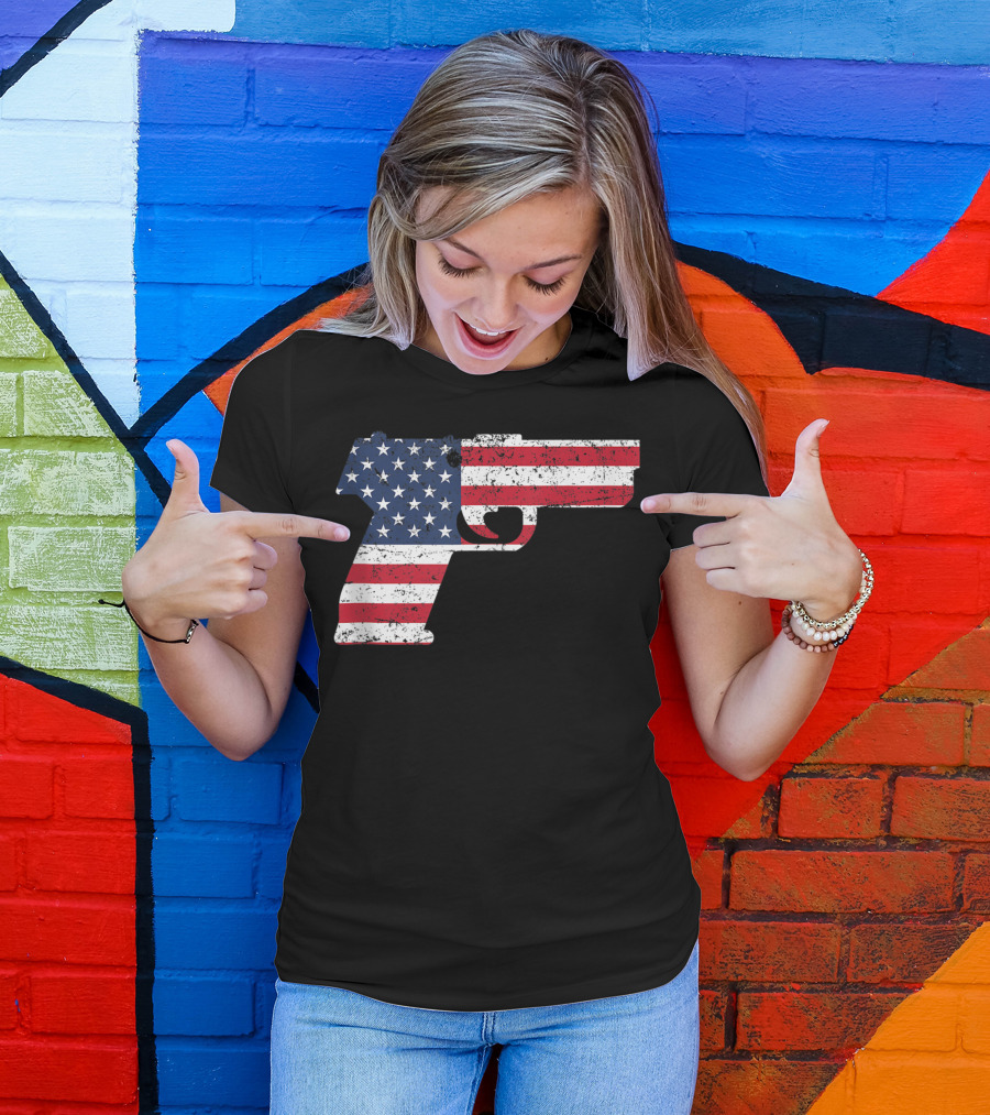 American Gun Flag Pistol USA 4th Of July T-Shirt