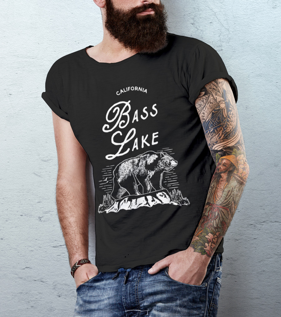 California Bass Lake Bear Vintage Vacation T-Shirt