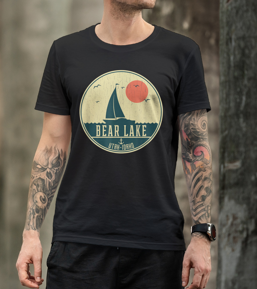 Bear Lake Utah Idaho Vintage Sailing Lake Scene T-Shirt