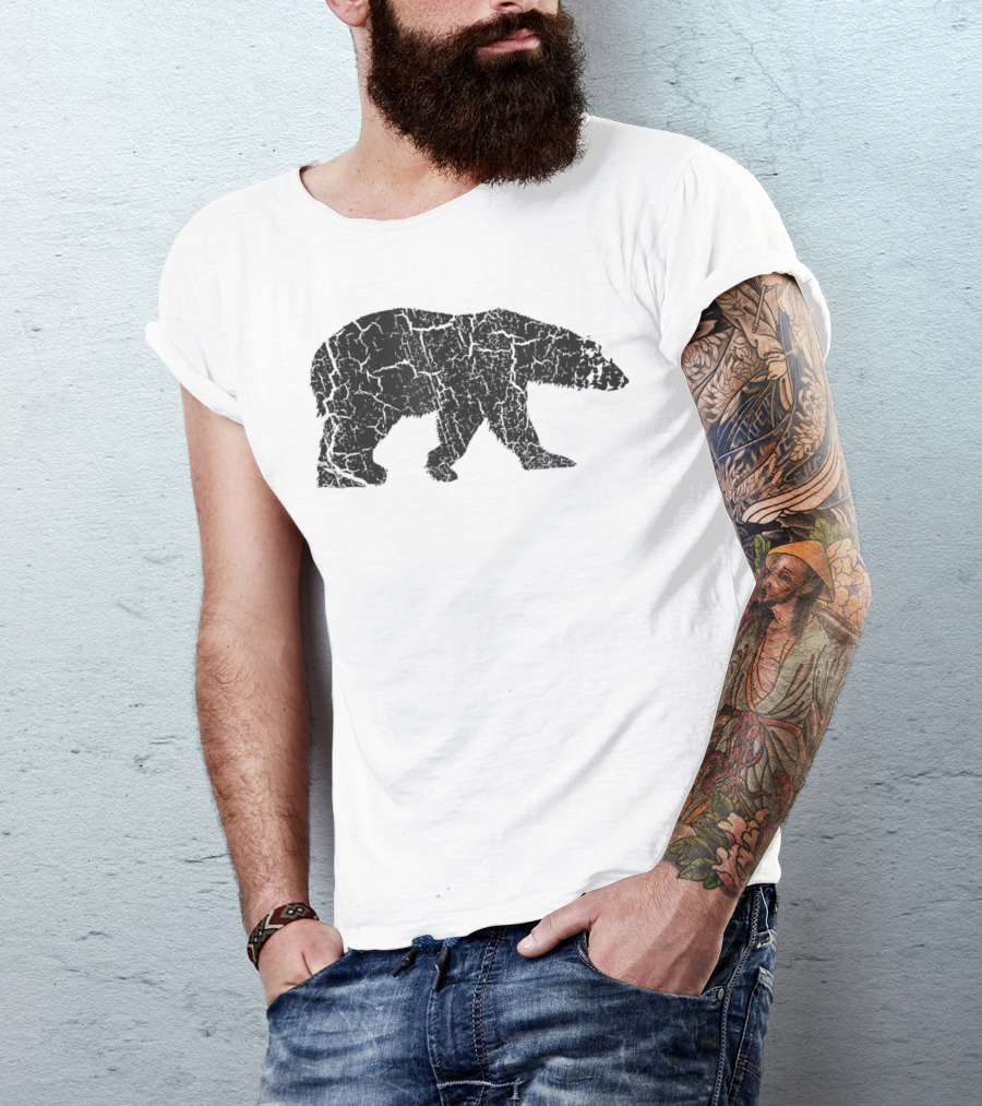 Polar Bear Distressed Vintage Print Arctic Wildlife T-Shirt