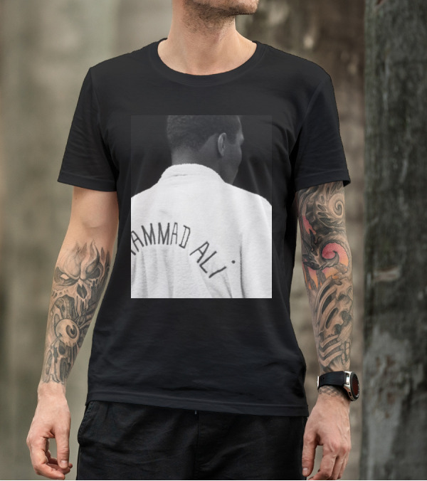 Muhammad Ali The Legend Iconic Pose Back Robe T-Shirt