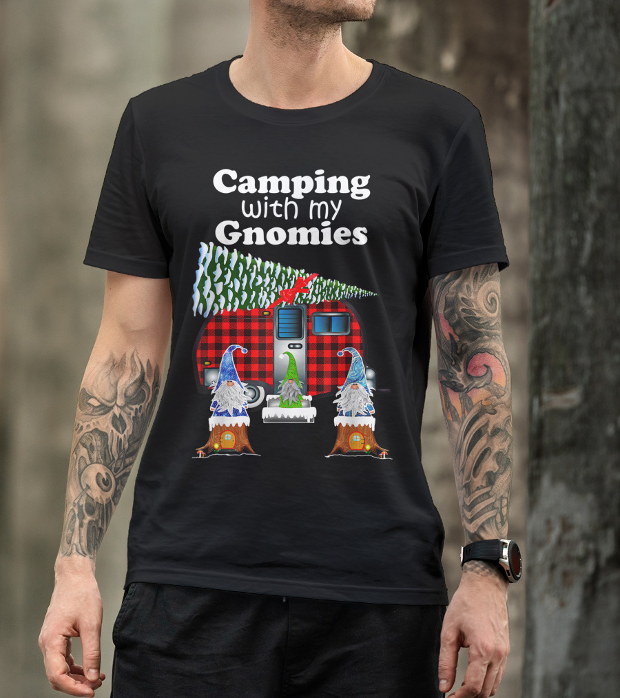 Camping With My Gnomies Christmas Lovers Plaid Camper Gnome Scene T-Shirt