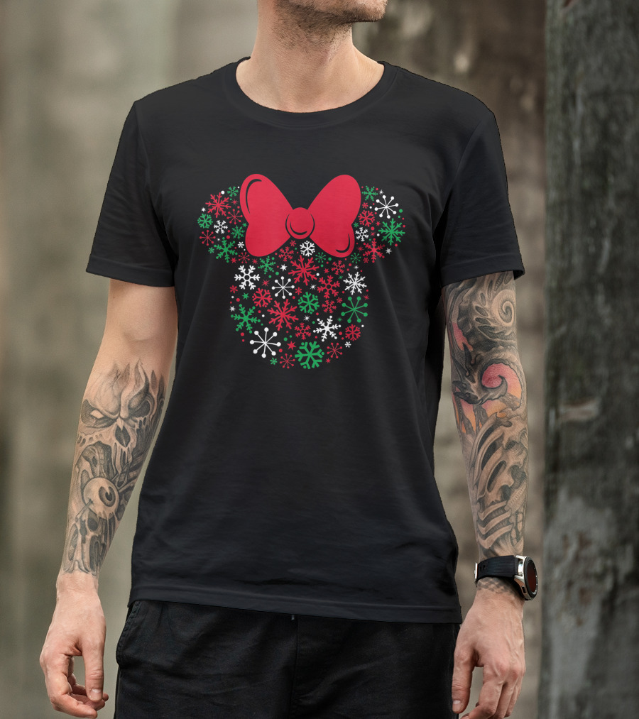 Disney Minnie Mouse Red Bow Green Red White Holiday Snowflakes T-Shirt