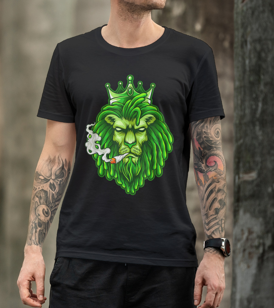Fun Smoking Lion Marijuana Cannabis Weed Hippie Rasta Rock King T-Shirt