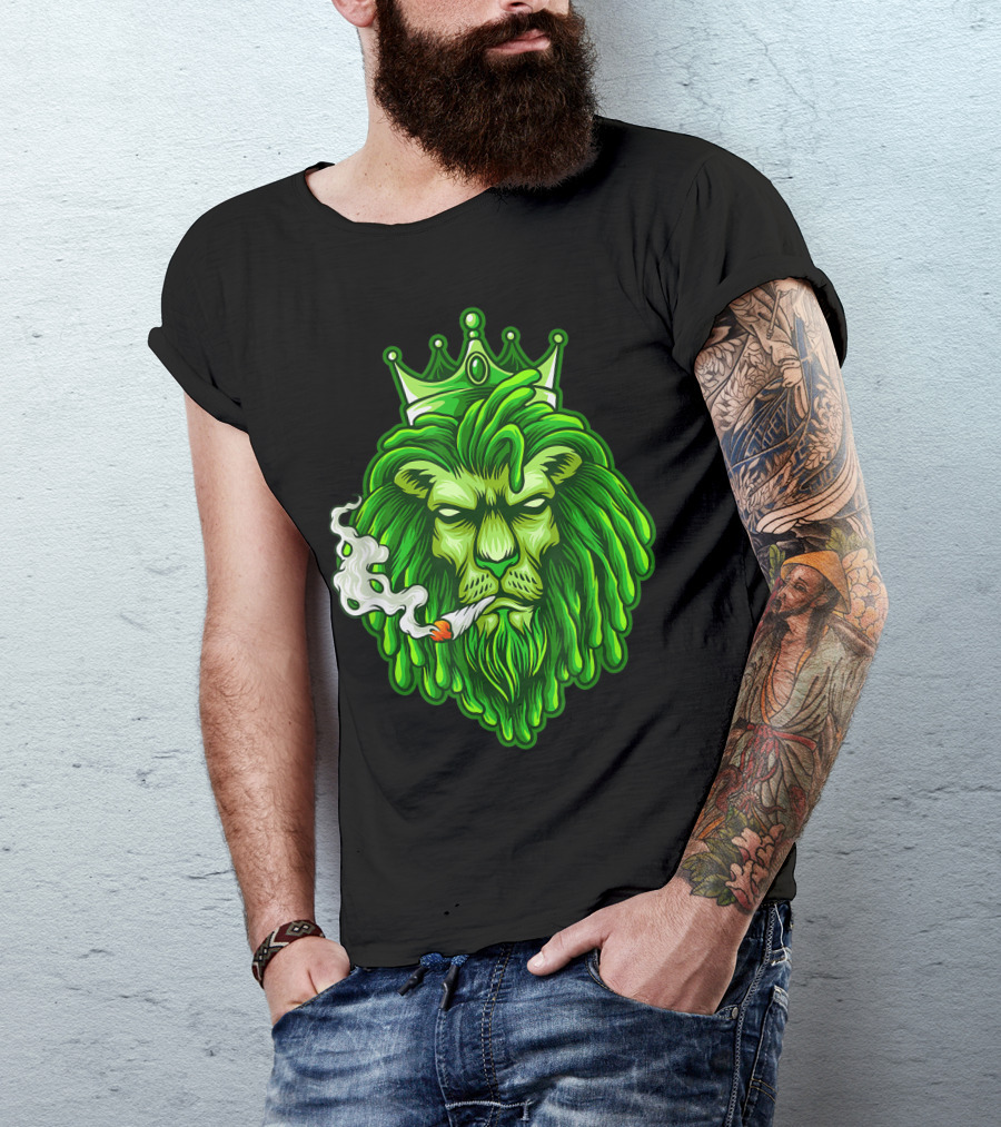 Fun Smoking Lion Marijuana Cannabis Weed Hippie Rasta Rock King T-Shirt
