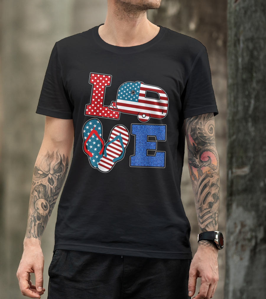 Love USA Flag Camper Flip Flop 4th Of July Camping T-Shirt