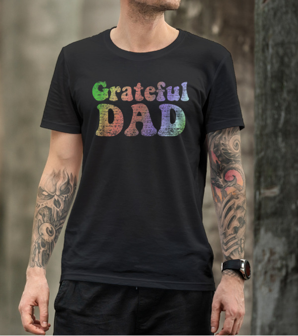 Grateful Dad Vintage Rainbow Typography T-Shirt