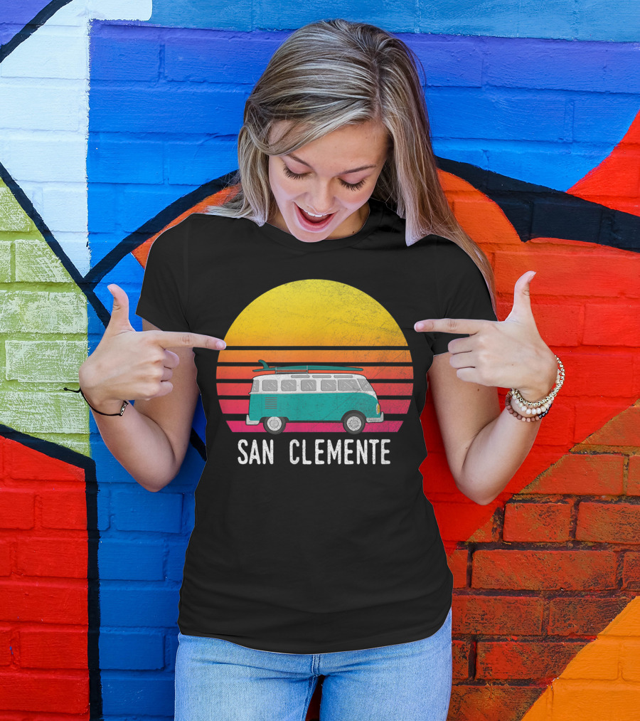 San Clemente Sunset Surfing Van Retro Vibes T-Shirt
